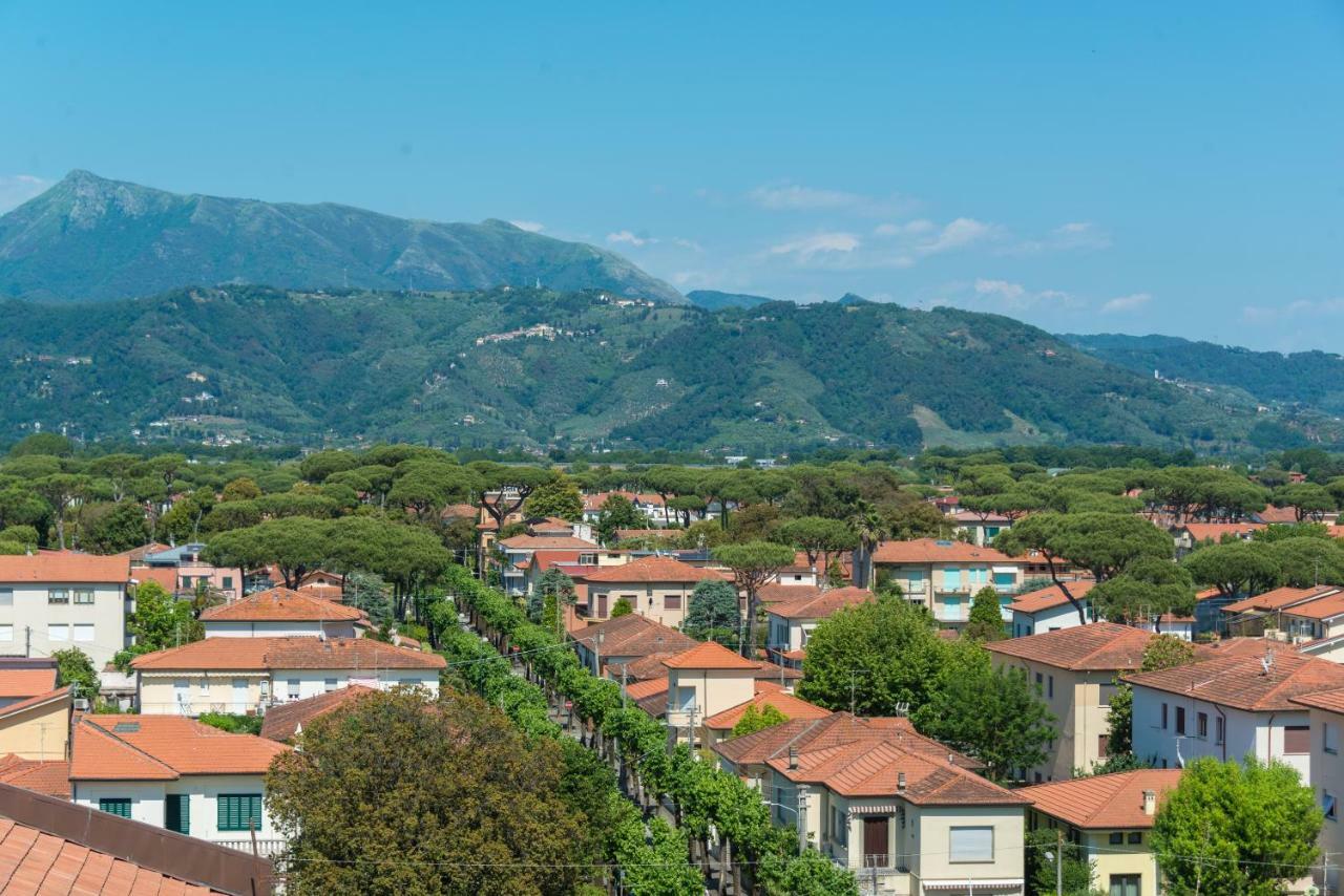 Versilia Residence Lido di Camaiore Exterior foto